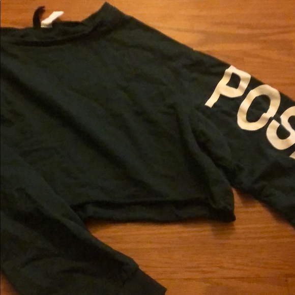 Crop top - Picture 3 of 3